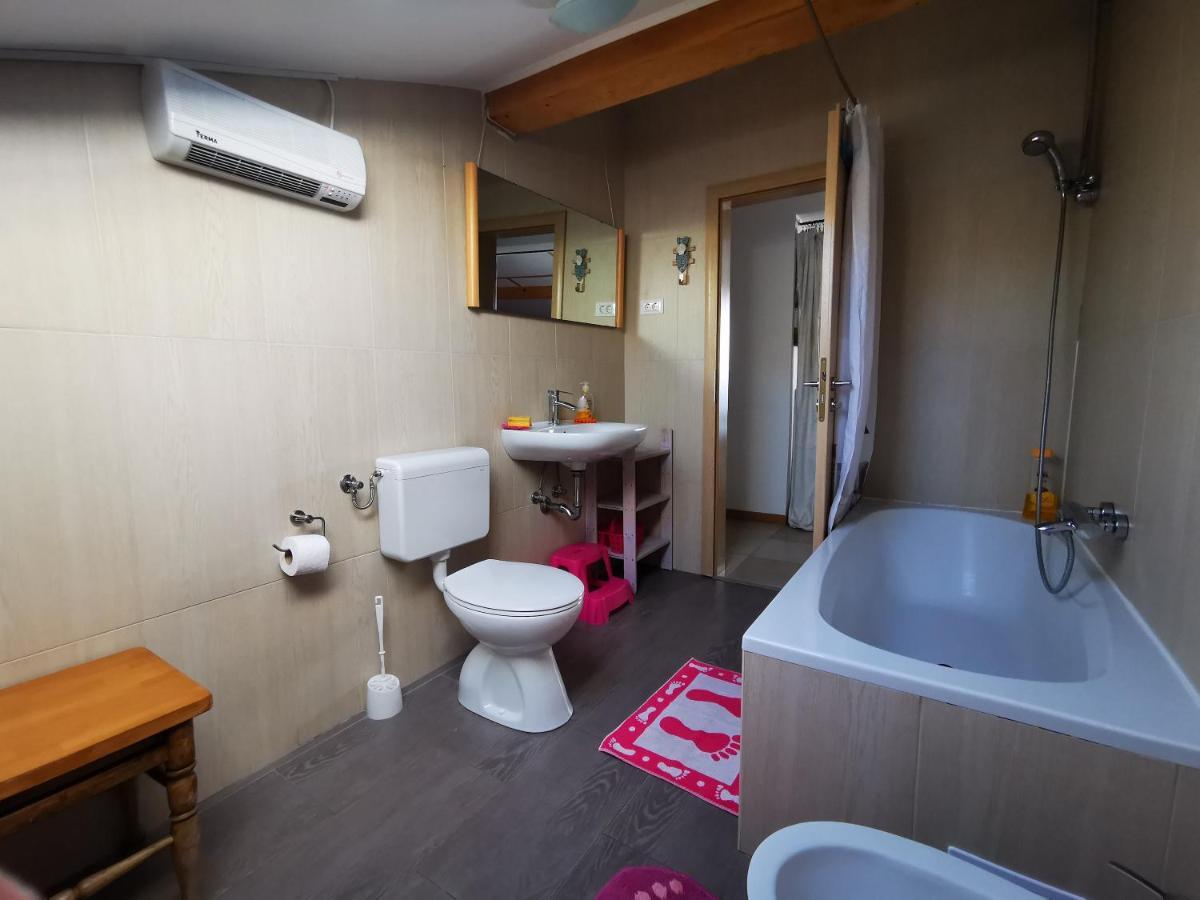 Anita Studio Apartment With Terrace Rijeka Exterior foto